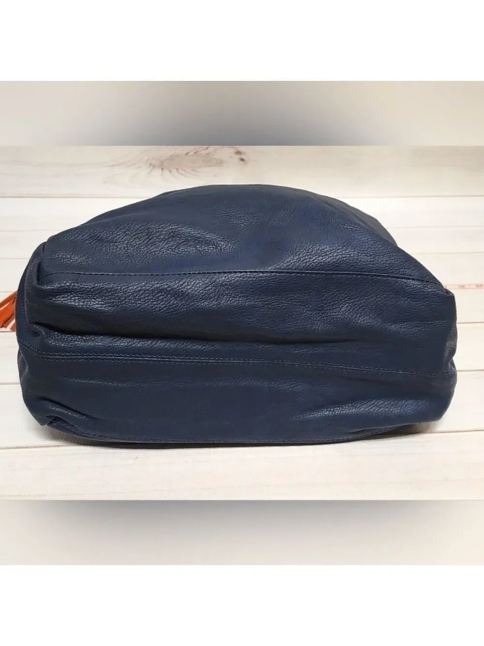 Donna Bella Large Navy Handbag - New With Tags - Picture 7 of 9